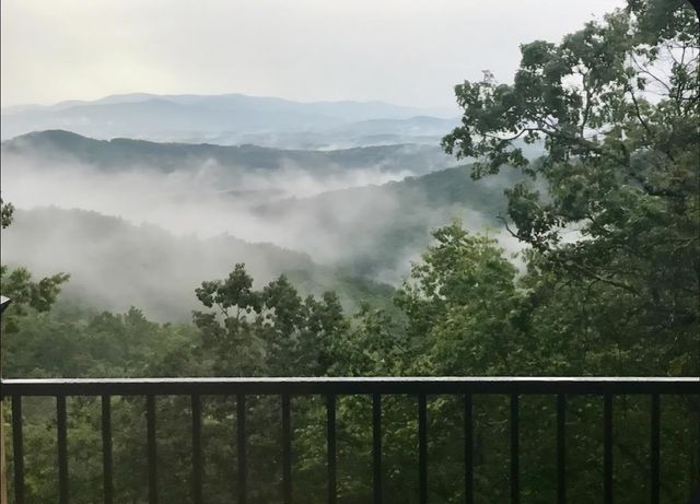 105 Noble Mountain Landing, Murphy, NC 28906