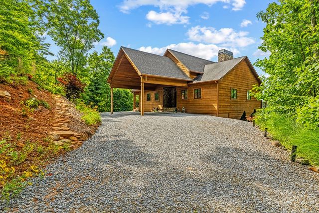105 Noble Mountain Landing, Murphy, NC 28906