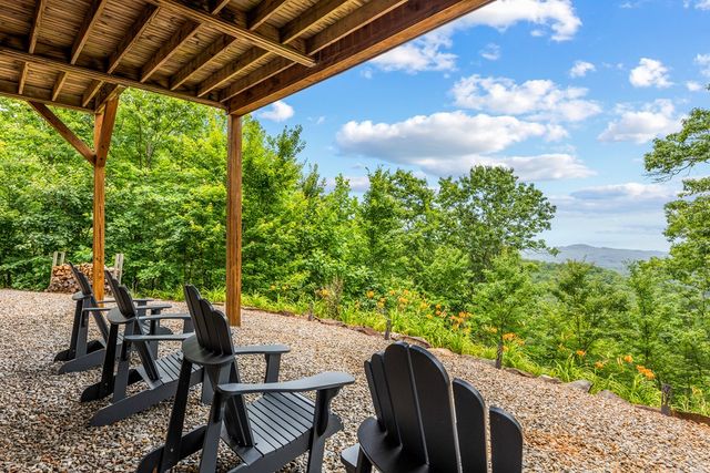 105 Noble Mountain Landing, Murphy, NC 28906