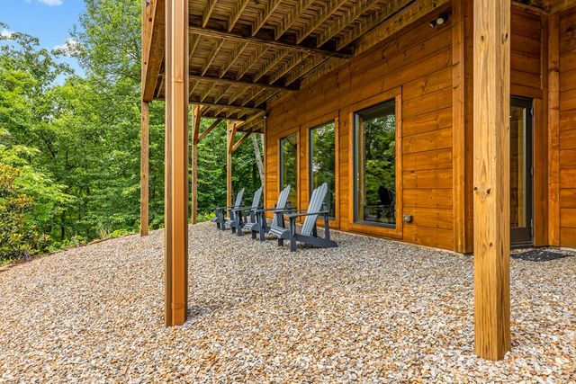 105 Noble Mountain Landing, Murphy, NC 28906