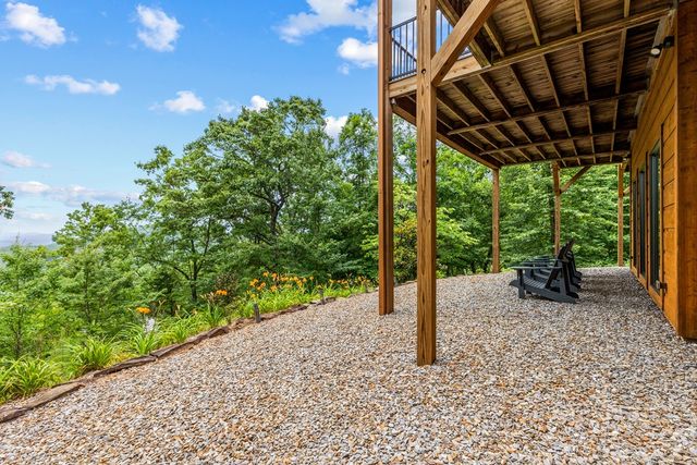 105 Noble Mountain Landing, Murphy, NC 28906