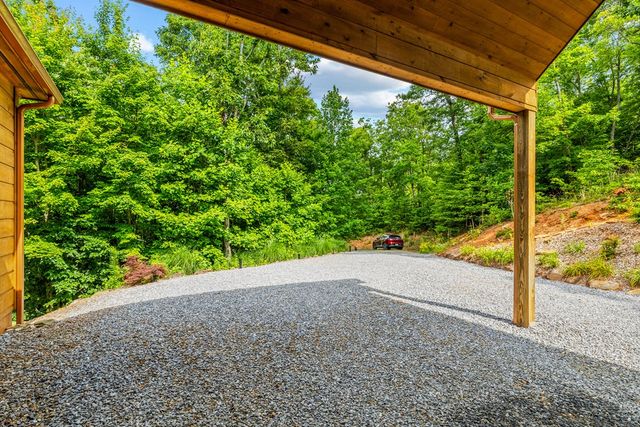 105 Noble Mountain Landing, Murphy, NC 28906