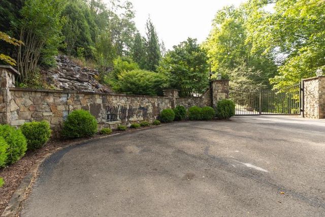 105 Noble Mountain Landing, Murphy, NC 28906