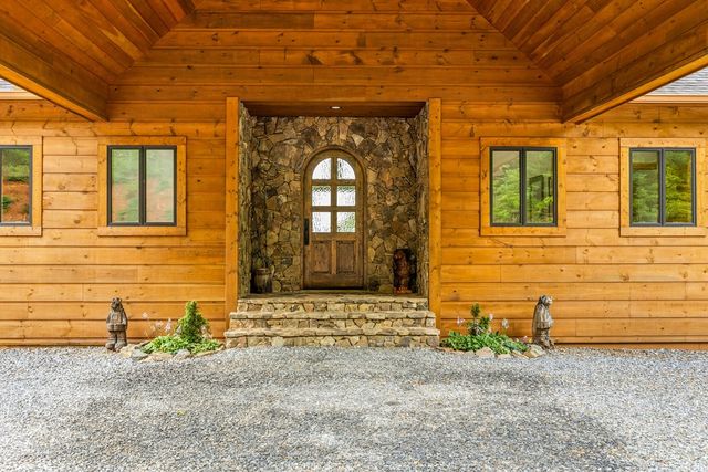 105 Noble Mountain Landing, Murphy, NC 28906