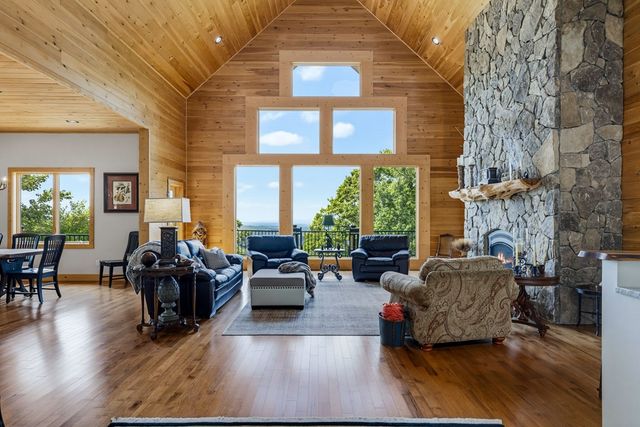 105 Noble Mountain Landing, Murphy, NC 28906