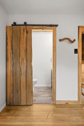 5730 E Bonnyview Road, Redding, CA 96001