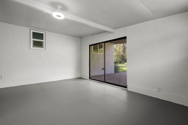 5730 E Bonnyview Road, Redding, CA 96001