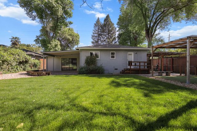 5730 E Bonnyview Road, Redding, CA 96001