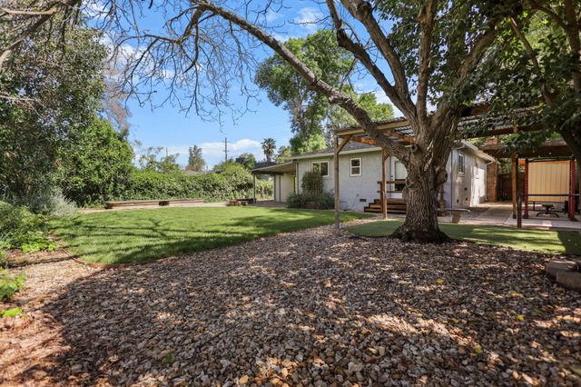 5730 E Bonnyview Road, Redding, CA 96001