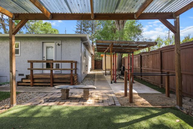 5730 E Bonnyview Road, Redding, CA 96001