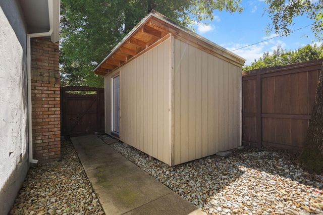 5730 E Bonnyview Road, Redding, CA 96001