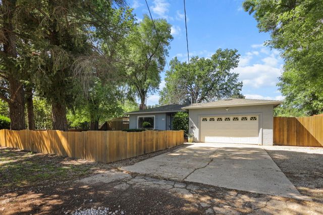 5730 E Bonnyview Road, Redding, CA 96001