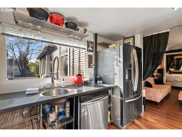 610 W FOURTH PLAIN Blvd, Vancouver, WA 98660