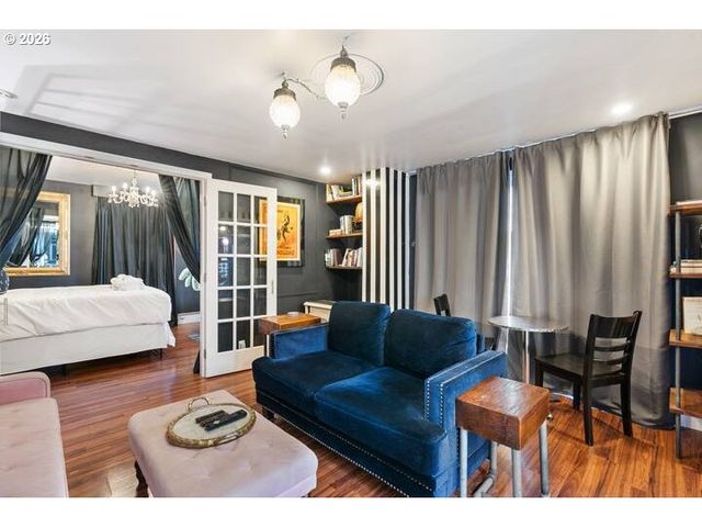 610 W FOURTH PLAIN Blvd, Vancouver, WA 98660