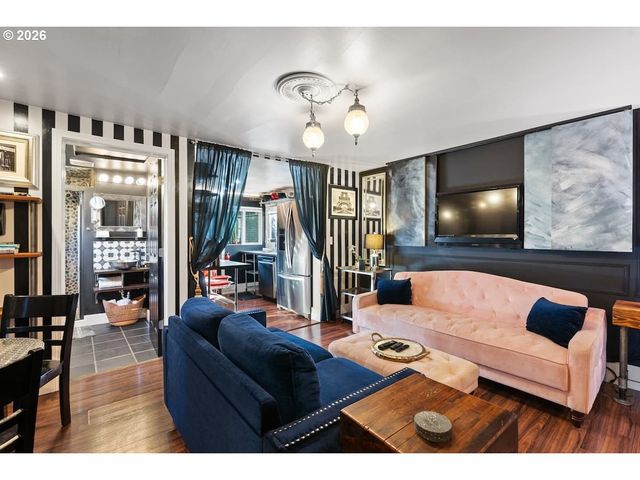 610 W FOURTH PLAIN Blvd, Vancouver, WA 98660