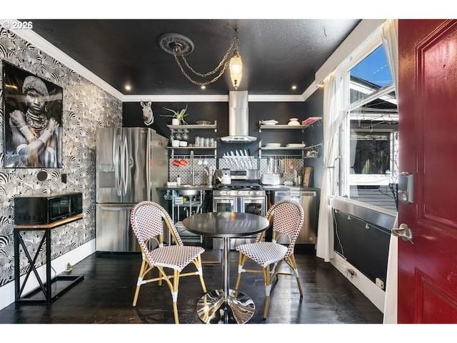 610 W FOURTH PLAIN Blvd, Vancouver, WA 98660