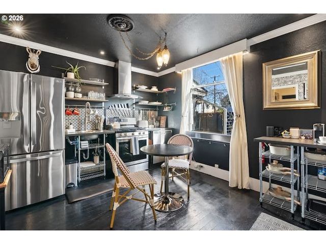 610 W FOURTH PLAIN Blvd, Vancouver, WA 98660