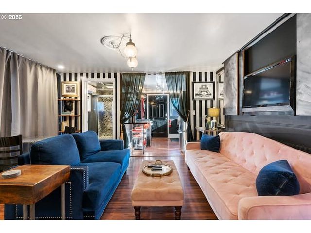 610 W FOURTH PLAIN Blvd, Vancouver, WA 98660