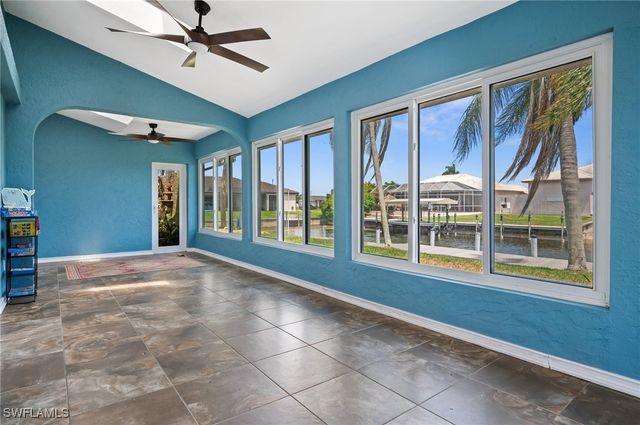 516 SW 8th ST, Cape Coral, FL 33991