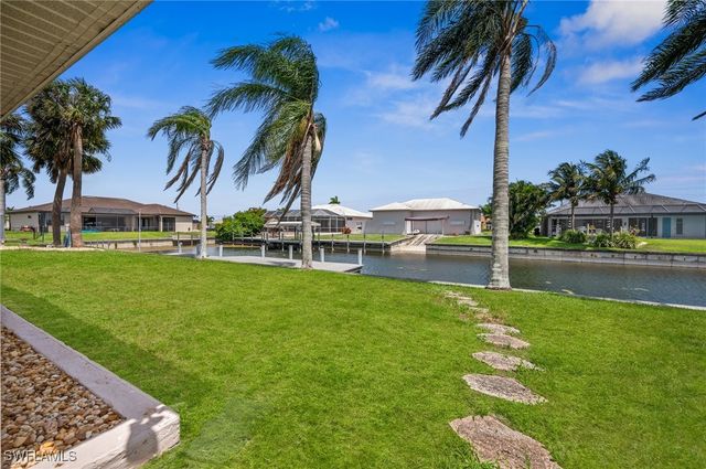 516 SW 8th ST, Cape Coral, FL 33991