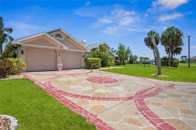 516 SW 8th ST, Cape Coral, FL 33991