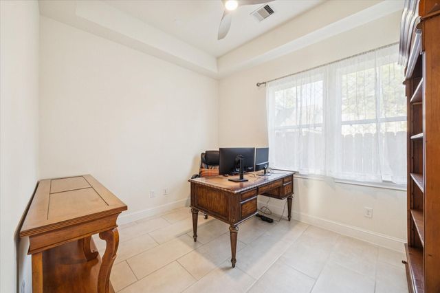 532 Carrell Street, Tomball, TX 77375