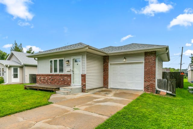 3604 3RD Avenue, Council Bluffs, IA 51501