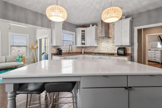 7506 Fawn Valley Drive, Schererville, IN 46375