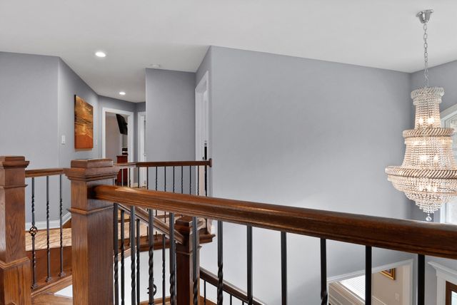 7506 Fawn Valley Drive, Schererville, IN 46375