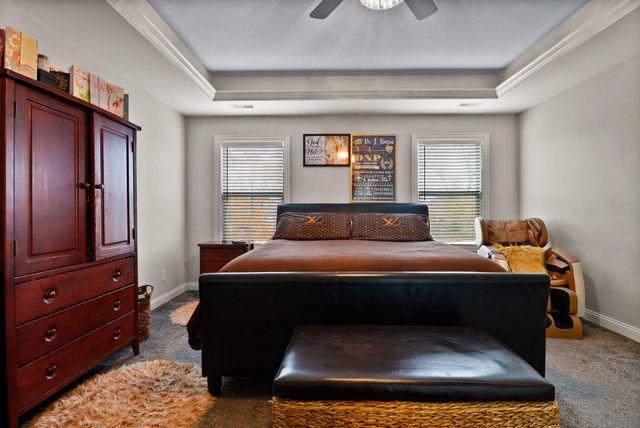 7506 Fawn Valley Drive, Schererville, IN 46375