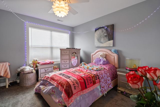 7506 Fawn Valley Drive, Schererville, IN 46375