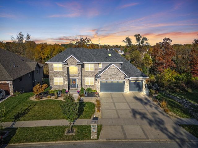 7506 Fawn Valley Drive, Schererville, IN 46375