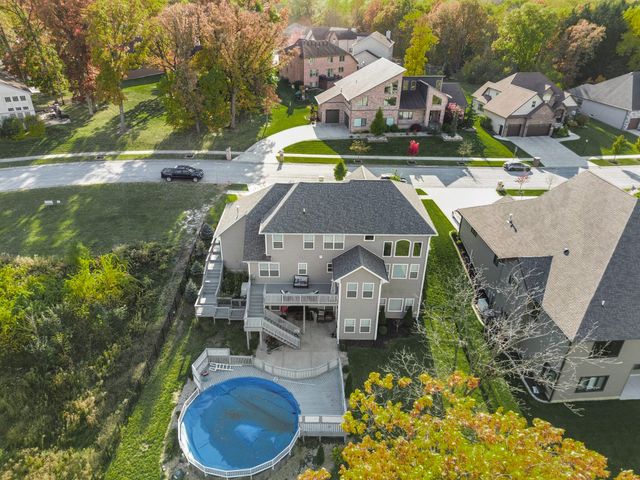 7506 Fawn Valley Drive, Schererville, IN 46375