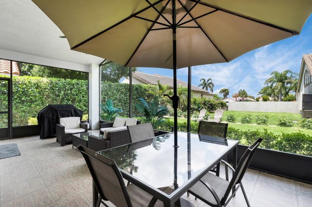 10393 Lexington Circle S, Boynton Beach, FL 33436