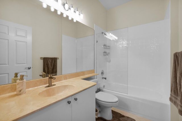 10393 Lexington Circle S, Boynton Beach, FL 33436