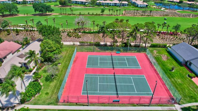 10393 Lexington Circle S, Boynton Beach, FL 33436