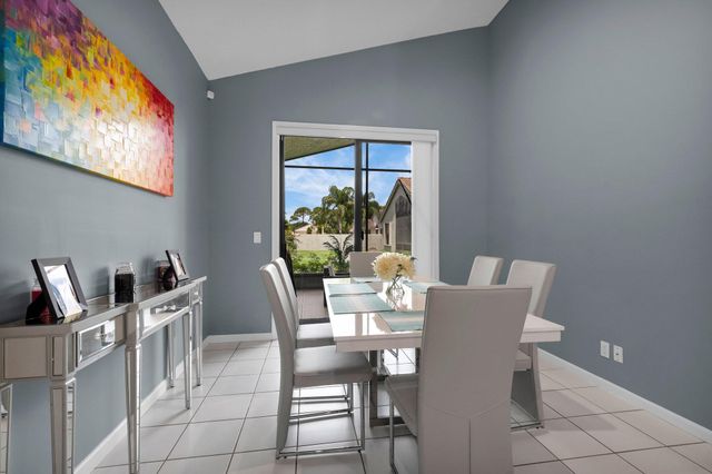 10393 Lexington Circle S, Boynton Beach, FL 33436