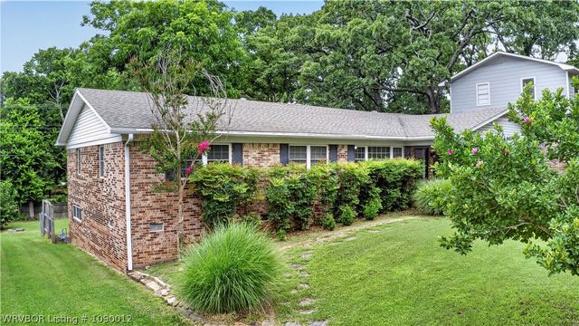 2810 S 32nd Street, Fort Smith, AR 72903