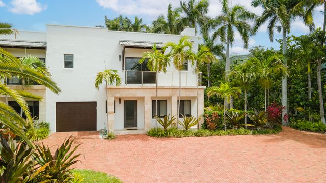 1121 Bel Air Drive, Highland Beach, FL 33487