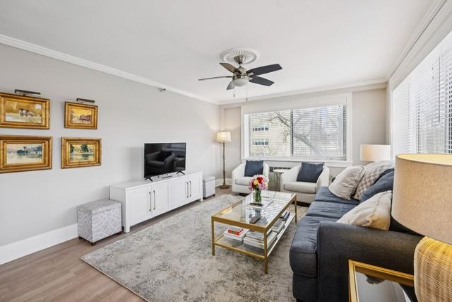 2479 Peachtree NE Road 515, Atlanta, GA 30305