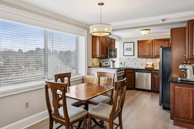 2479 Peachtree NE Road 515, Atlanta, GA 30305