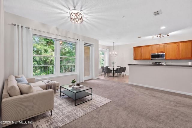 13364 BEACH Boulevard 913, Jacksonville, FL 32224