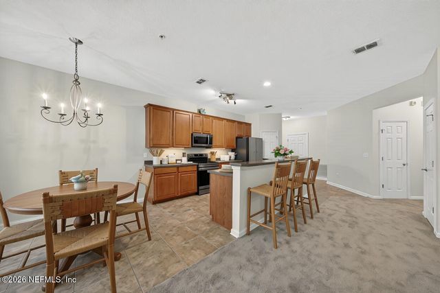 13364 BEACH Boulevard 913, Jacksonville, FL 32224