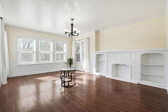 6225 S Seeley Avenue, Chicago, IL 60636