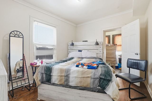 6225 S Seeley Avenue, Chicago, IL 60636