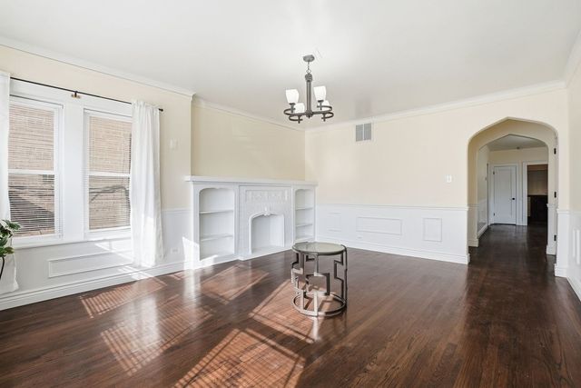 6225 S Seeley Avenue, Chicago, IL 60636