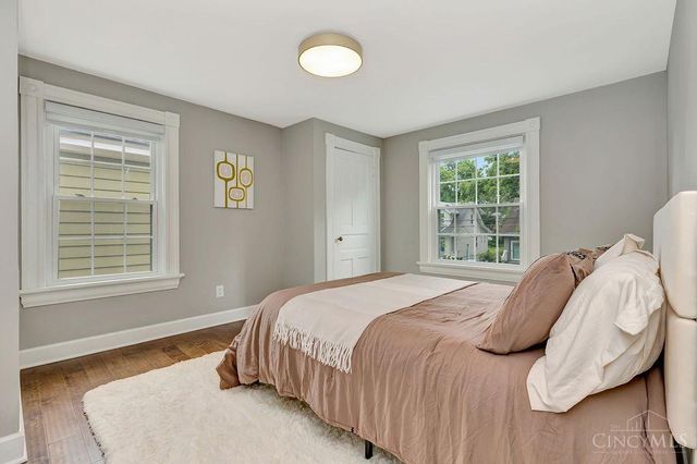 2732 Hyde Park Avenue, Cincinnati, OH 45209