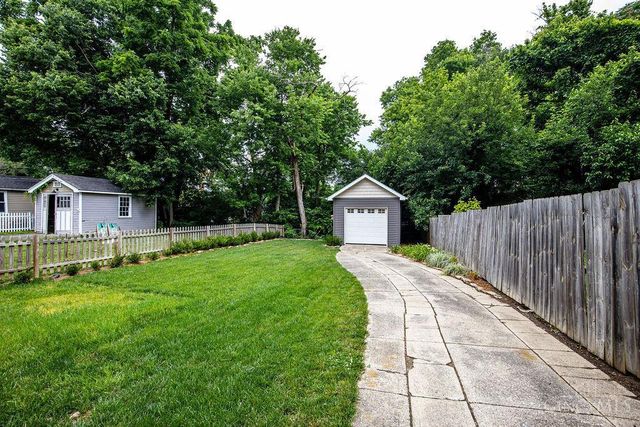 2732 Hyde Park Avenue, Cincinnati, OH 45209
