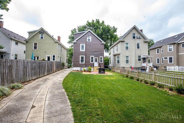 2732 Hyde Park Avenue, Cincinnati, OH 45209