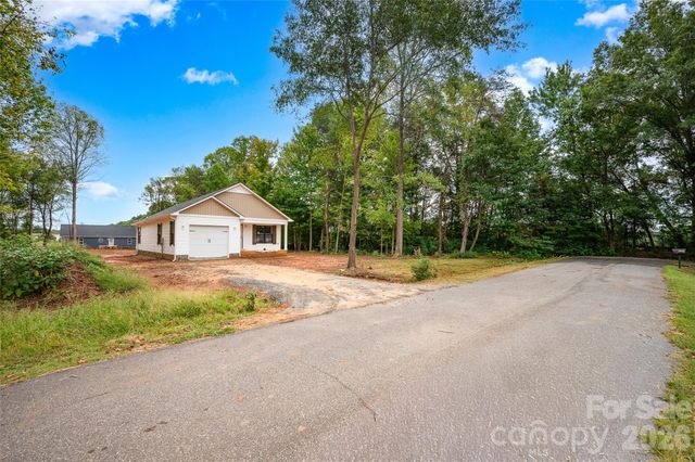104 Roseman Lane, Statesville, NC 28625